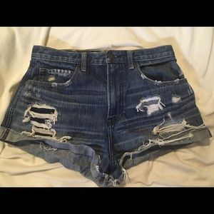 Women’s Abercrombie shorts